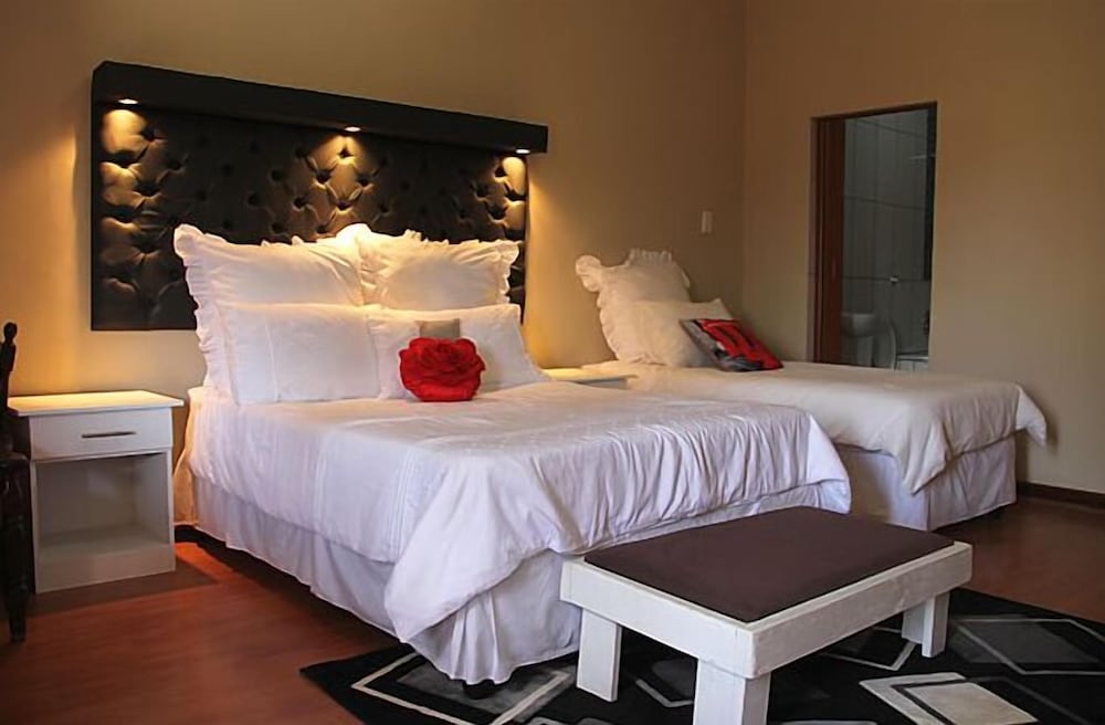Airport Bed and Breakfast