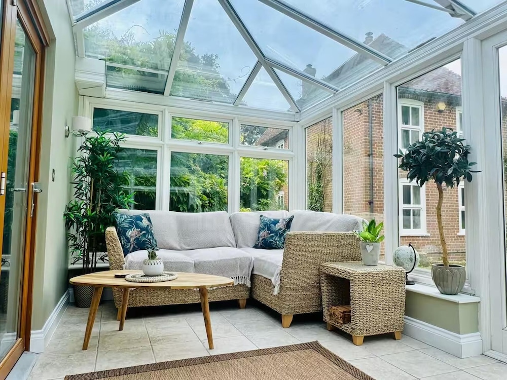 Coastal Haven Retreat in Eythorne