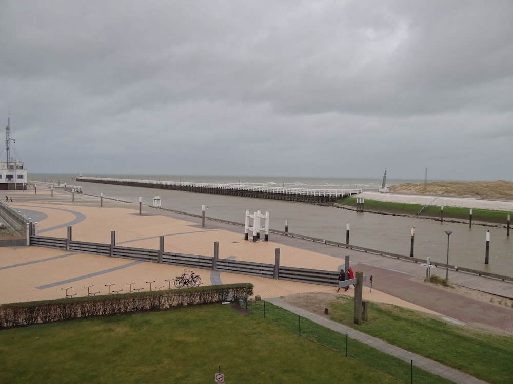 Apartment in Nieuwpoort With Sea Views
