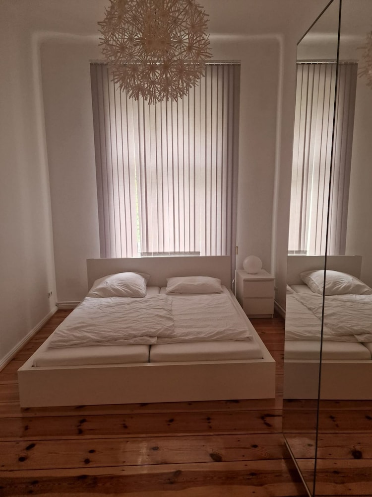 Family Apartment Charlottenburg