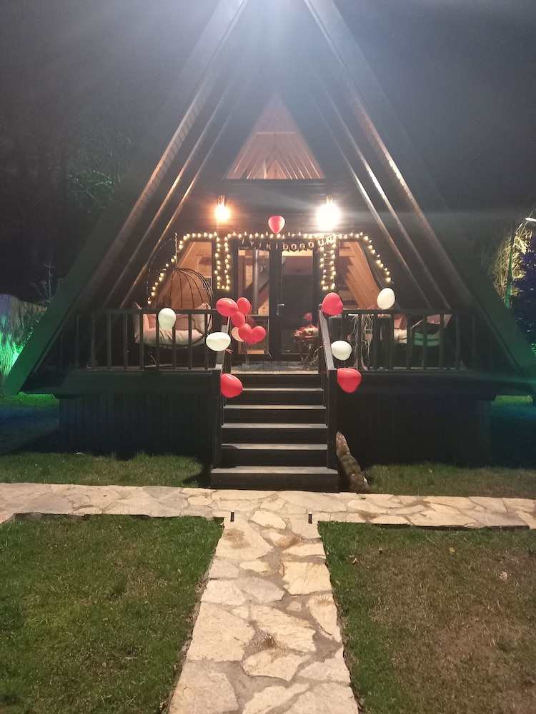 Hotel Sapanca Bungalow Otelleri - Image 1