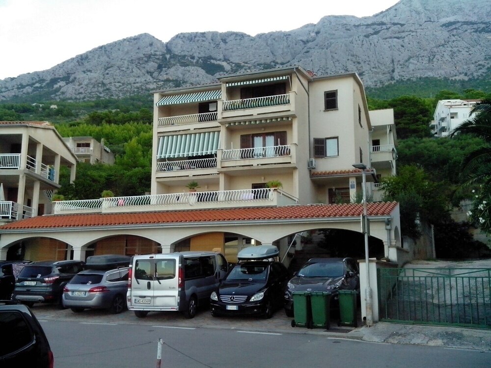 Photo 25