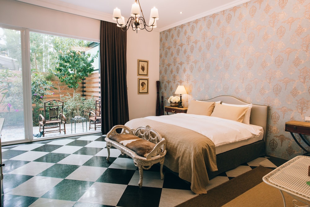 Look B&B