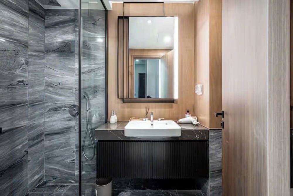 Kluxstay Lumiere Riverside Residence