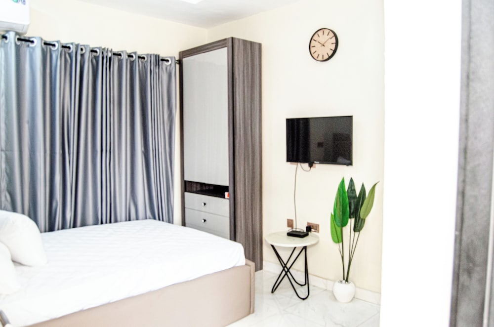 Furnished One-bedroom Bungalow in a Secure and Serene Part of Ibadan