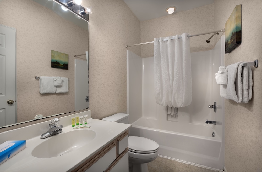 Fairways 2h 2 Bedroom Condo