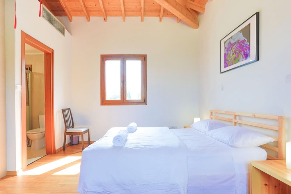 Villa Wild Flower in Goudi