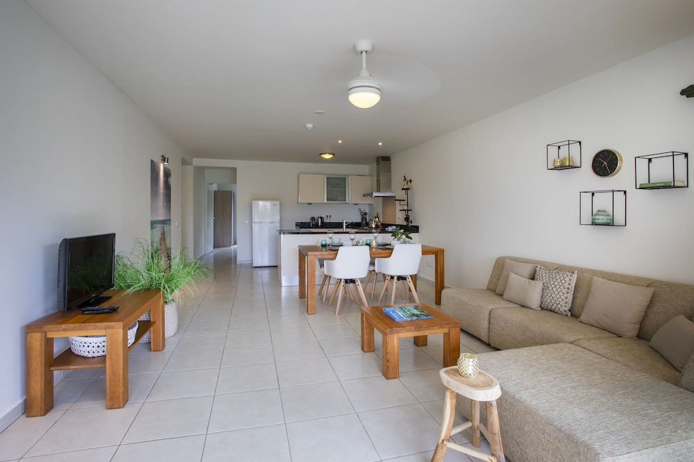 Blue Bay Apartments