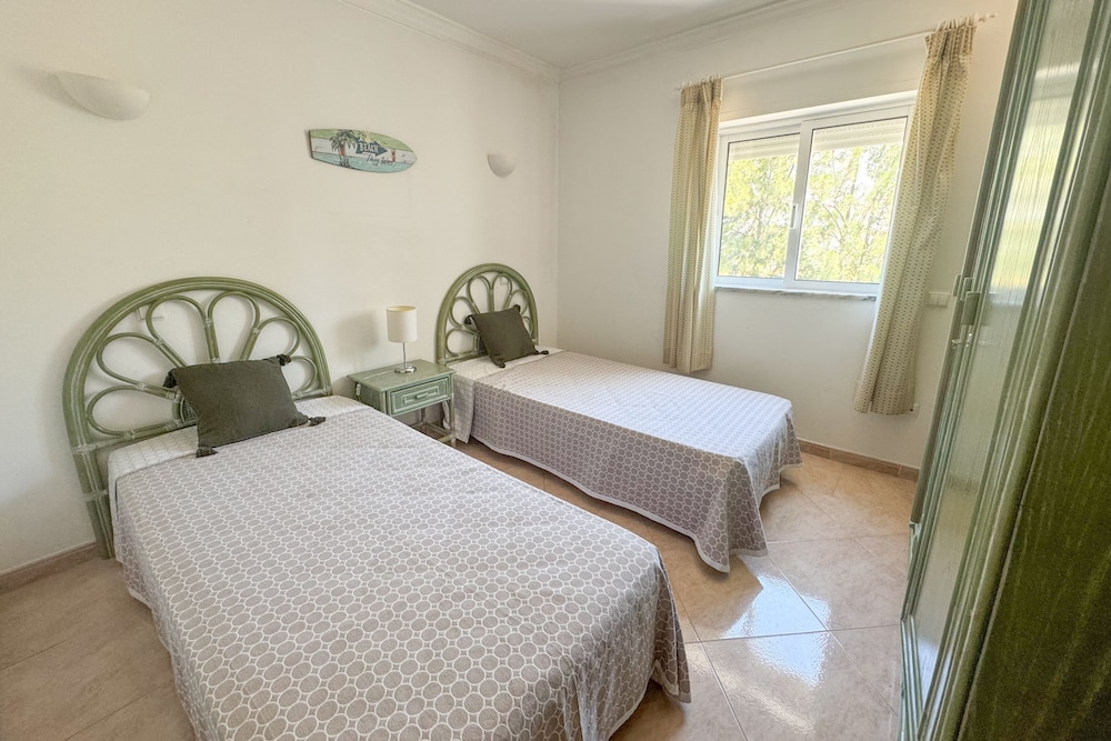 Central Old Town Albufeira Apartment