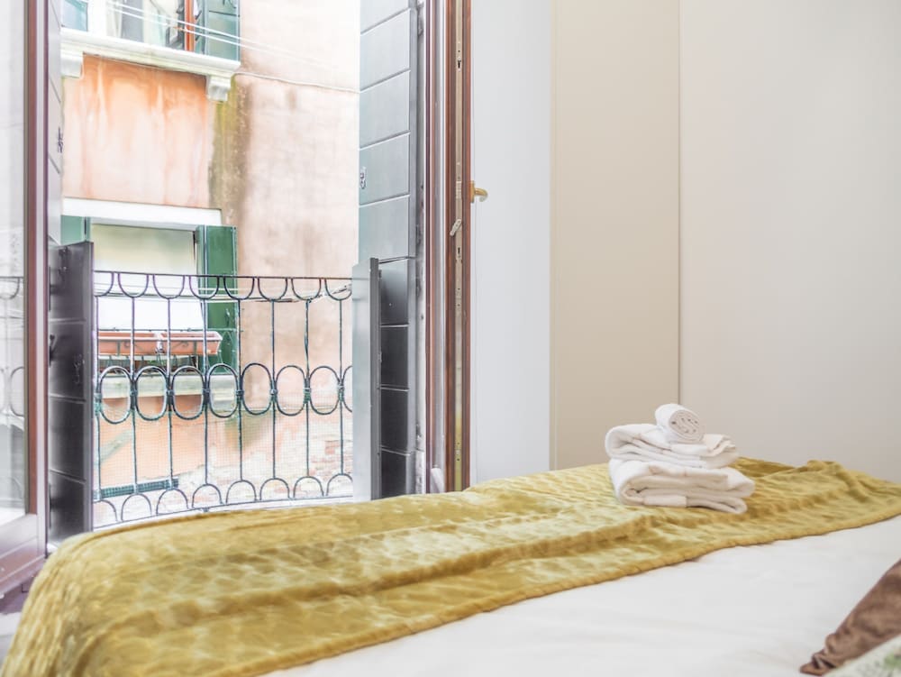 San Polo Canal View Apartments