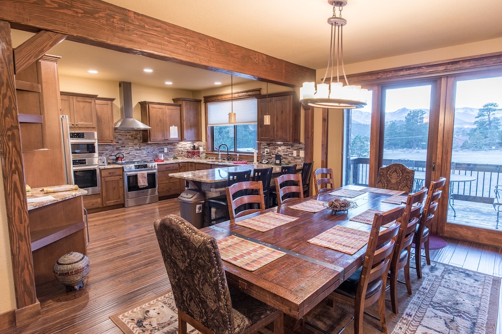 Estes Park Condos - Property Image 73