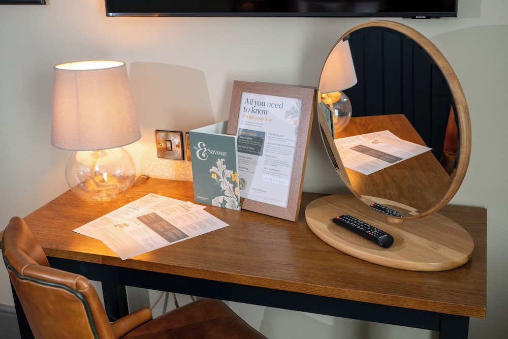 Wheatsheaf Hotel - Virginia Water by Chef and Brewer Collection