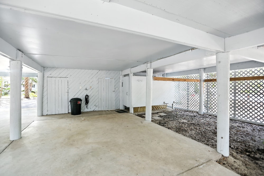 Charming Seabrook Island Retreat 3 Bedroom Home