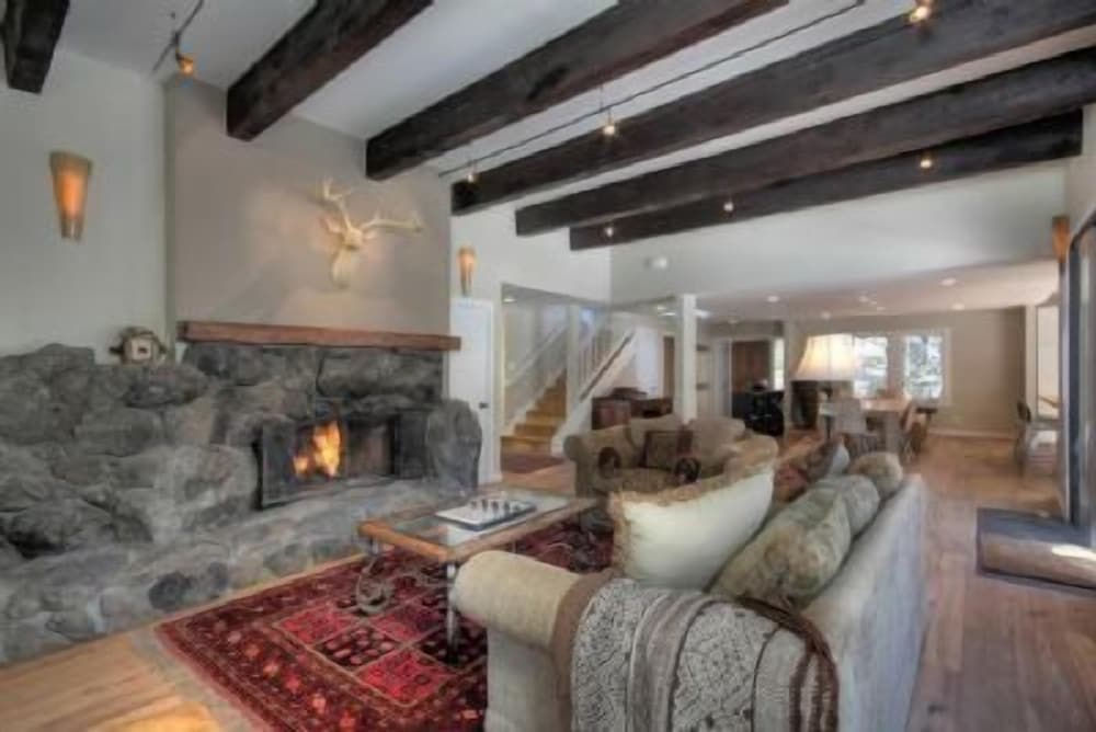 Lake Tahoe Vacations - Squaw Valley Paradise - Property Image 11