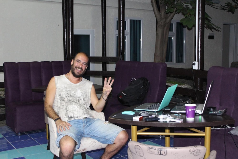 Park Hostel Osh view 3