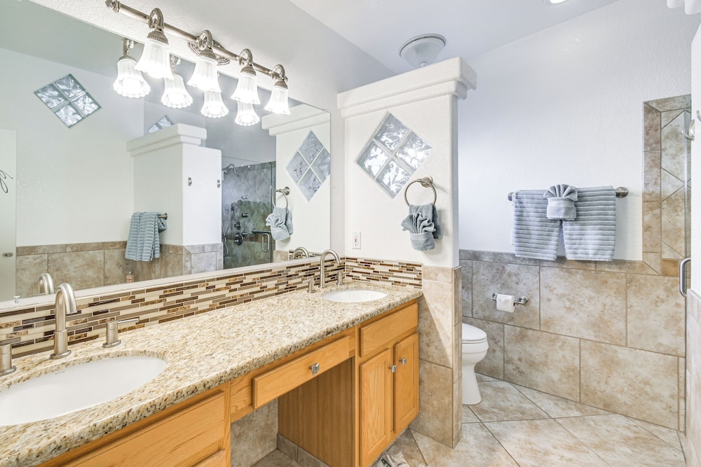 Grill, Fire Pit & Pool: Lake Havasu City Home!