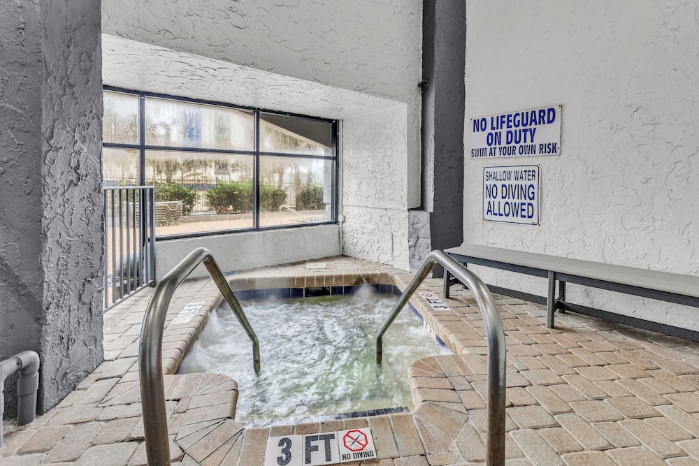 Bluewater Resort 1103