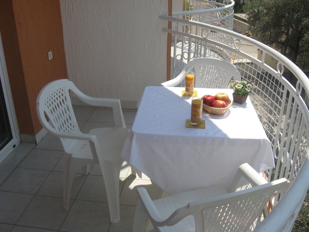 Photo 37