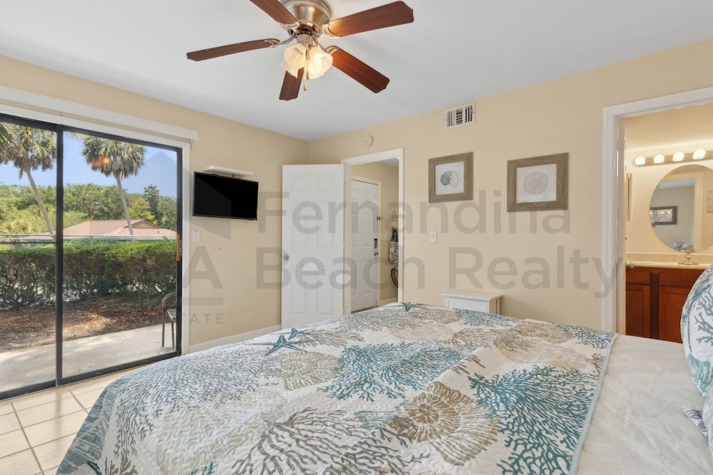 2622 Forest Ridge #c2 3 Bedroom Condo