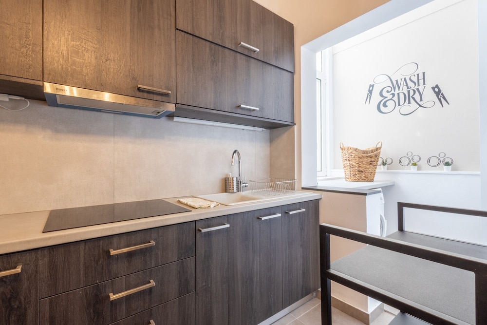 Kastella Waves Chic 2-bedroom Getaway