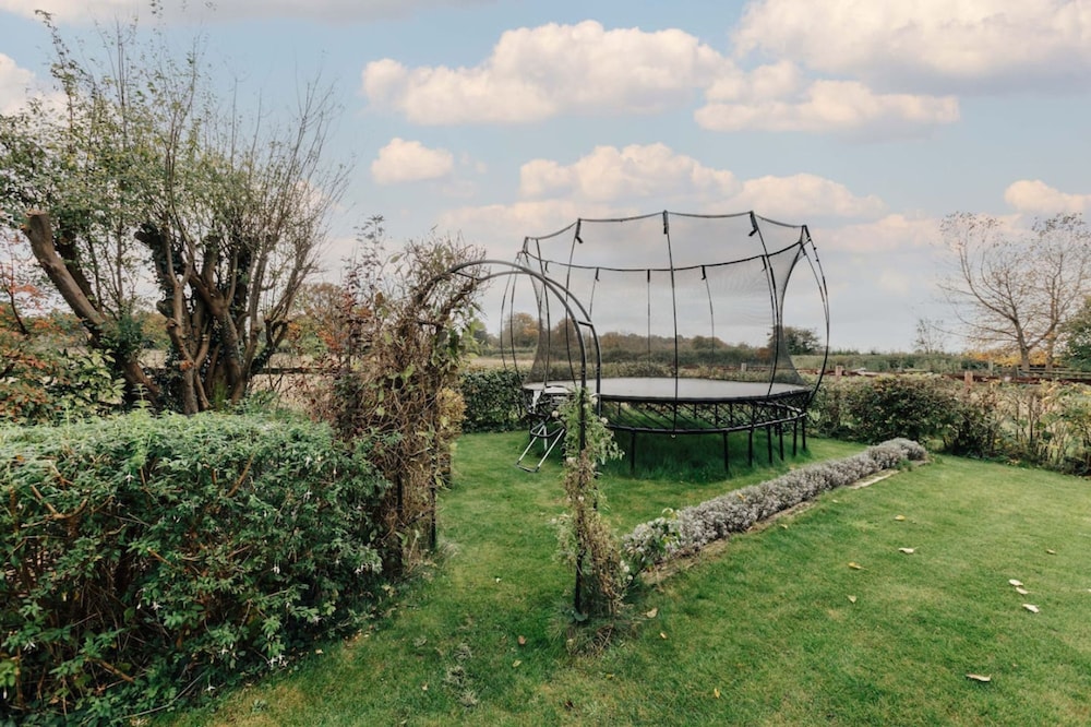 The Hayfield - From 500 Per Night