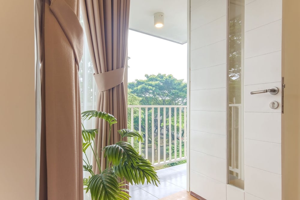 Calma Edelweiss Villa Lawang Malang