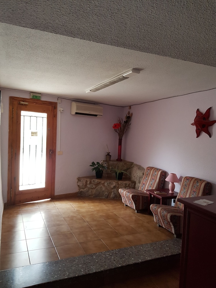 Hostal L Escaleta