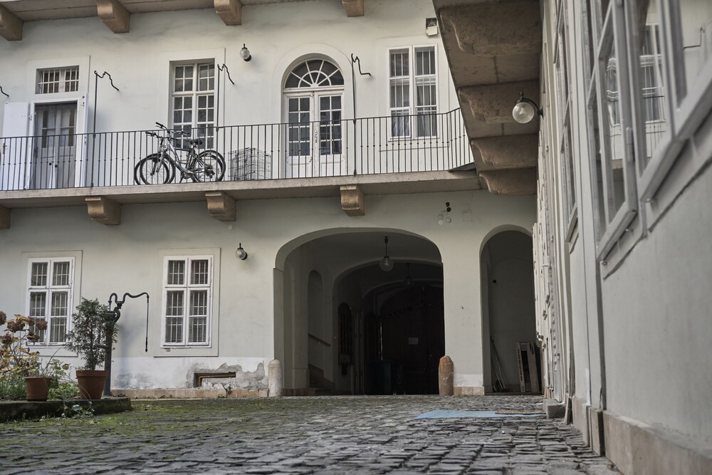 Károlyi Garden Apartment