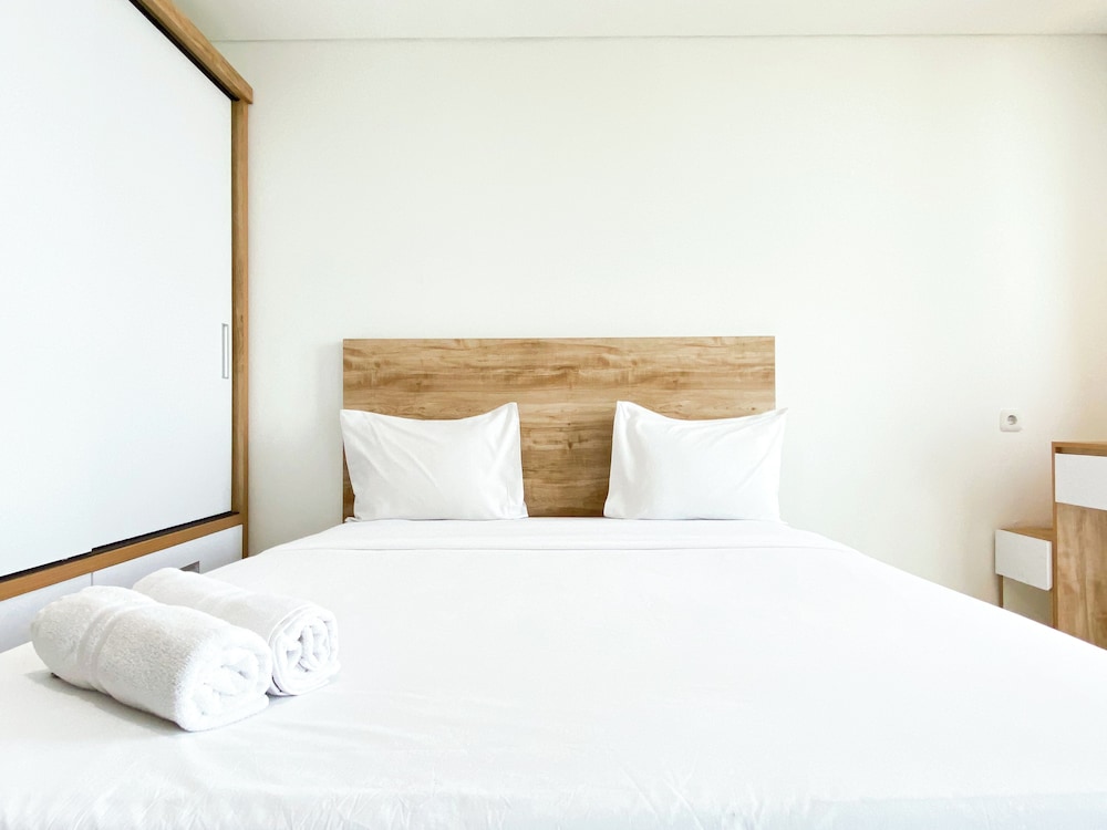 Wooden Touch Studio At Lrt City Bekasi Apartment
