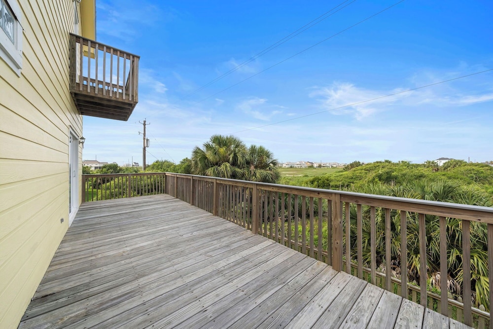The Krusty Krab by Ryson Vacation Rentals
