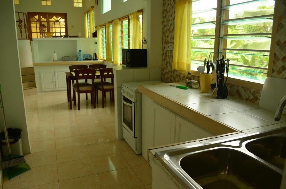 Chez Memere Holiday Apartments photo 3