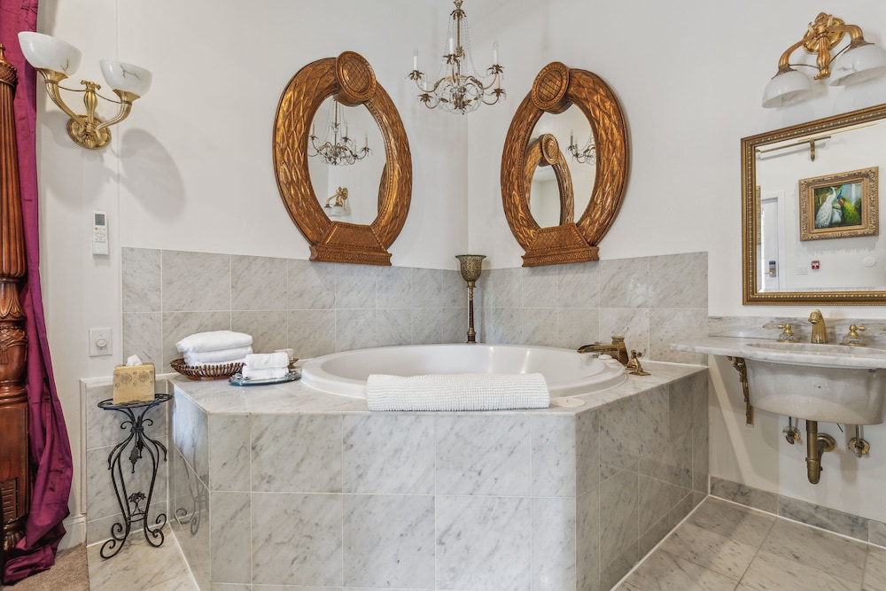 Columbia Vacations - The Columbia Inn at Peralynna Manor - Property Image 68