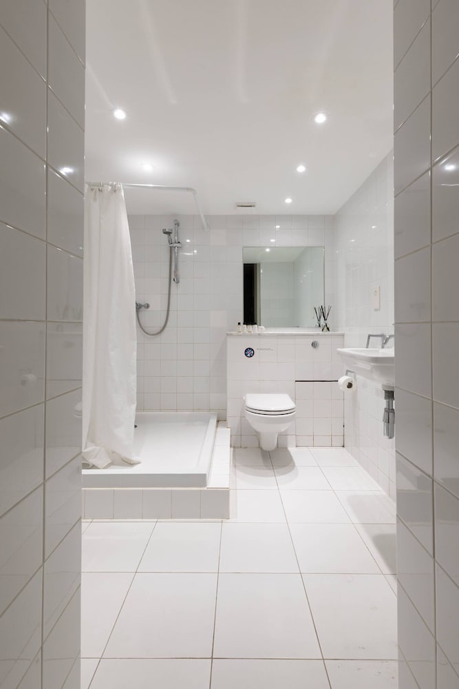 Whittlesey Street II by Onefinestay