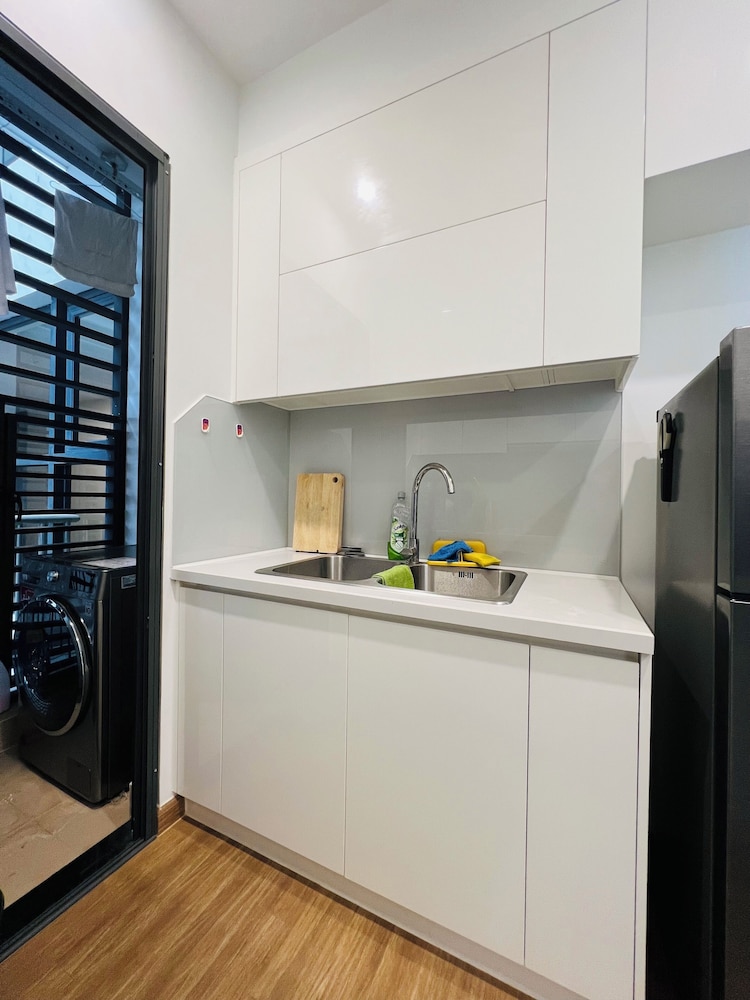 Daniel Homes - Vinhomes SkyLake Luxury
