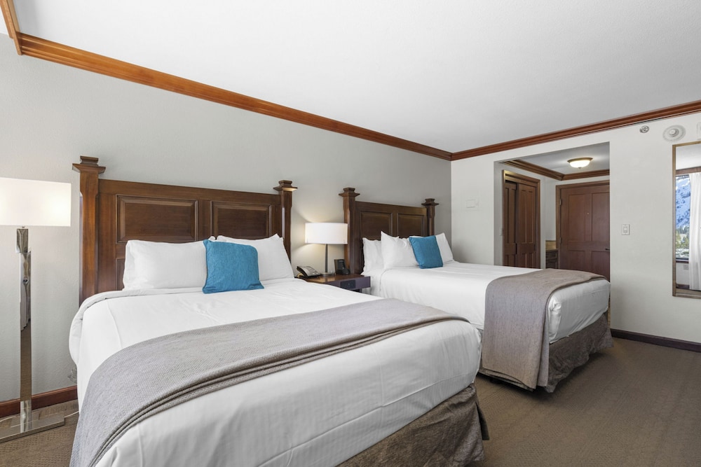 Valley View Condo w/ Resort Amenities