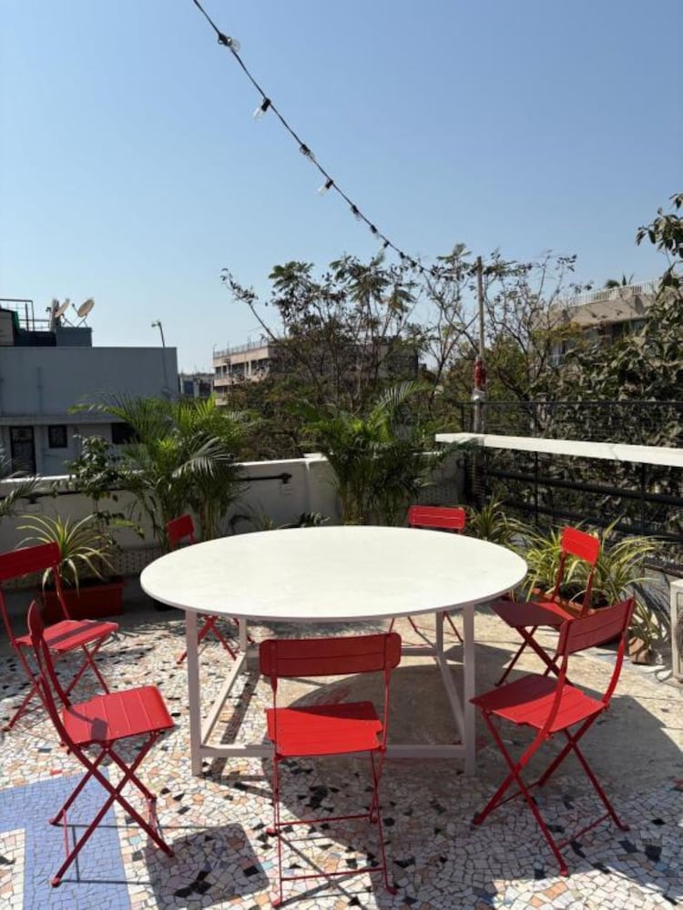 Locomo Hostel Mini - 9 mins from airport