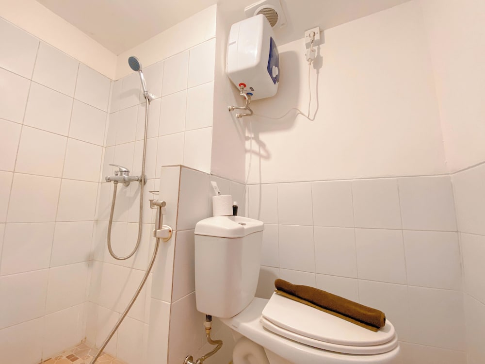 Stylish And Spacious Studio At Apartment Jarrdin Cihampelas