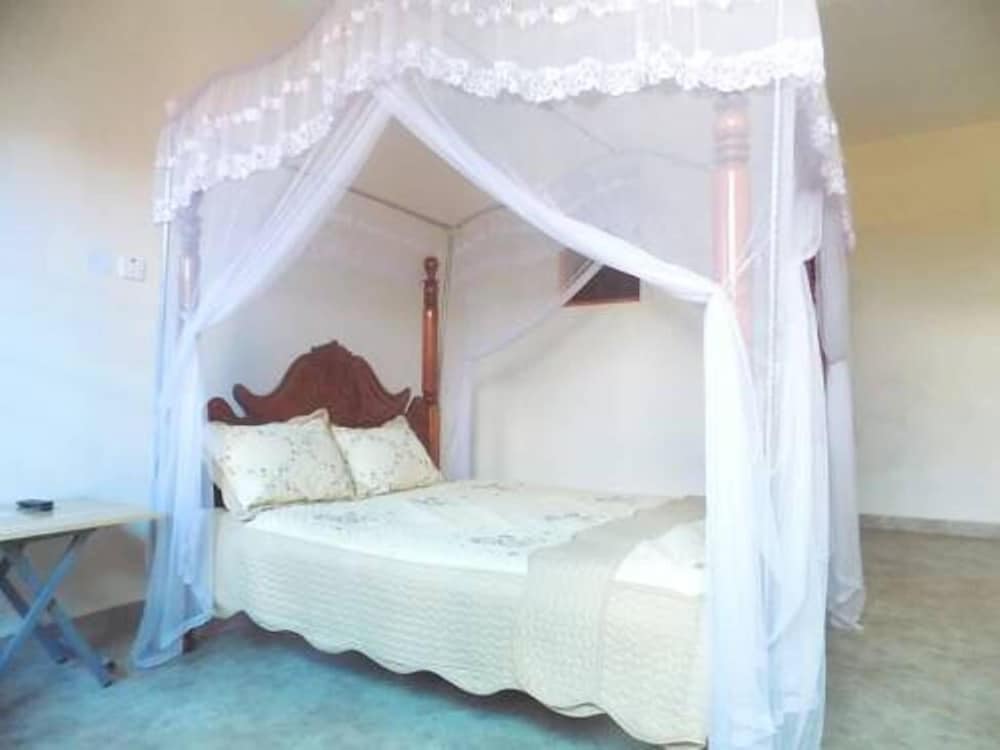Japs Motel Mbarara