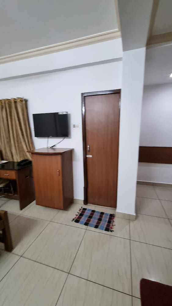 Hotel Bharath