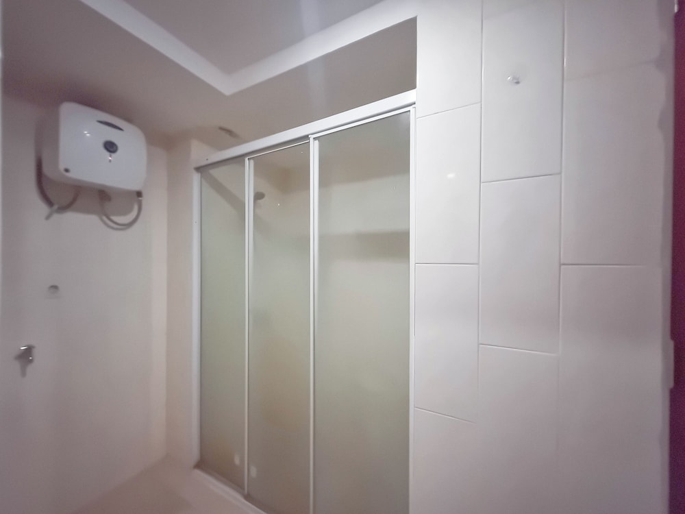 Relaxing And Stylish Studio At Mataram City Apartment