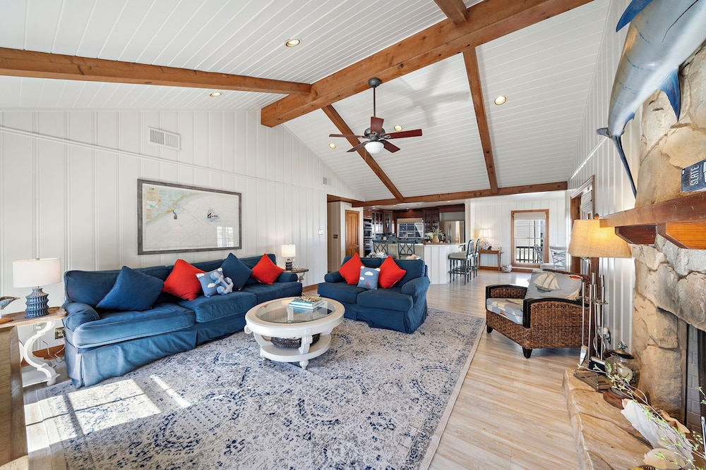 Reelview by Ryson Vacation Rentals