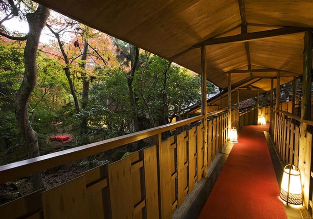 Tsukihitei Ryokan
