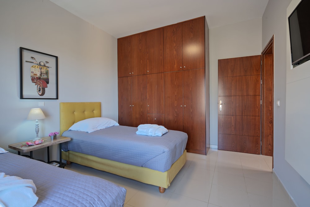 Thea Villas Complex