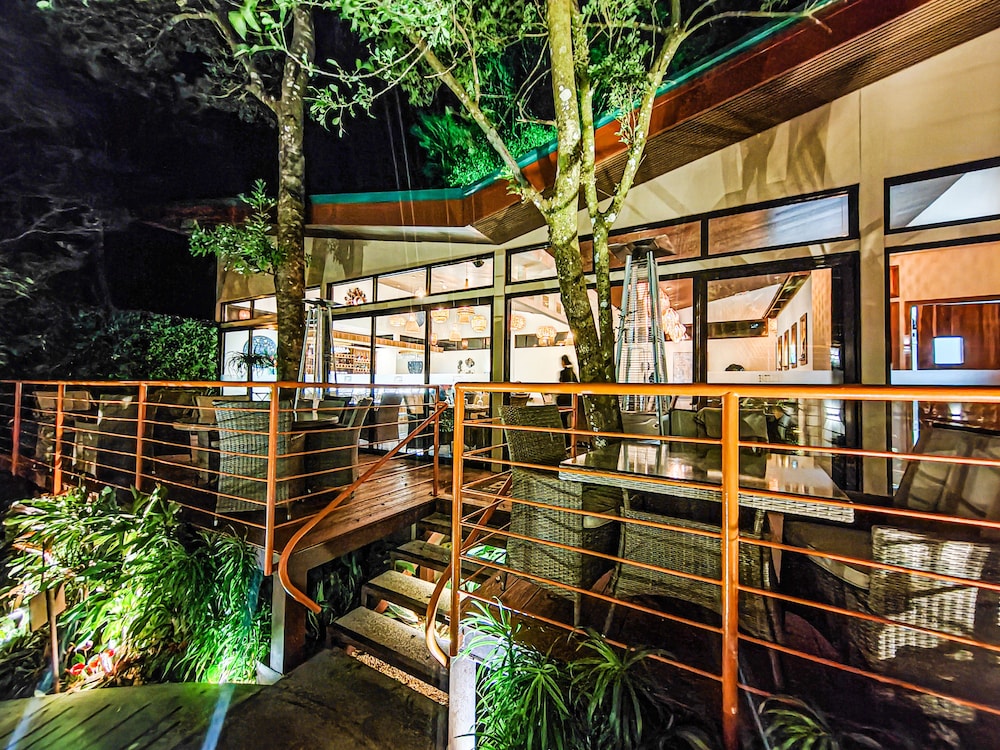 Monteverde Cloud Forest Vacations - Sibu Lodge - Property Image 10