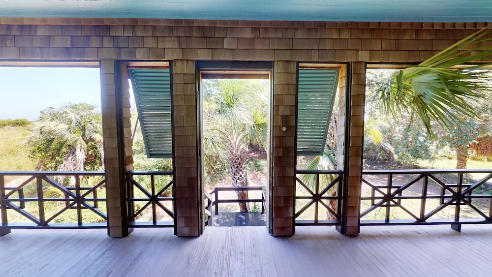 Lollipop II by Tybee Vacation Rentals