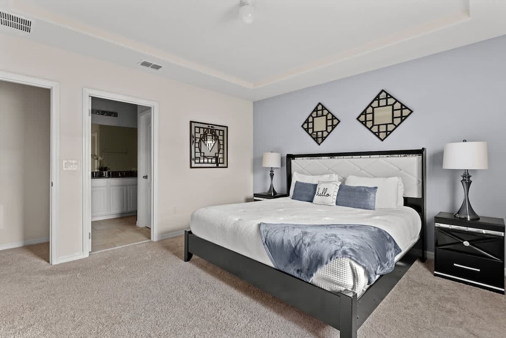 Private Pool at Solterra 4BR Townhome