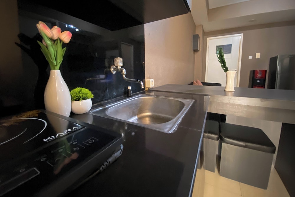 Pleasurable 2BR Apartment Parahyangan Residence