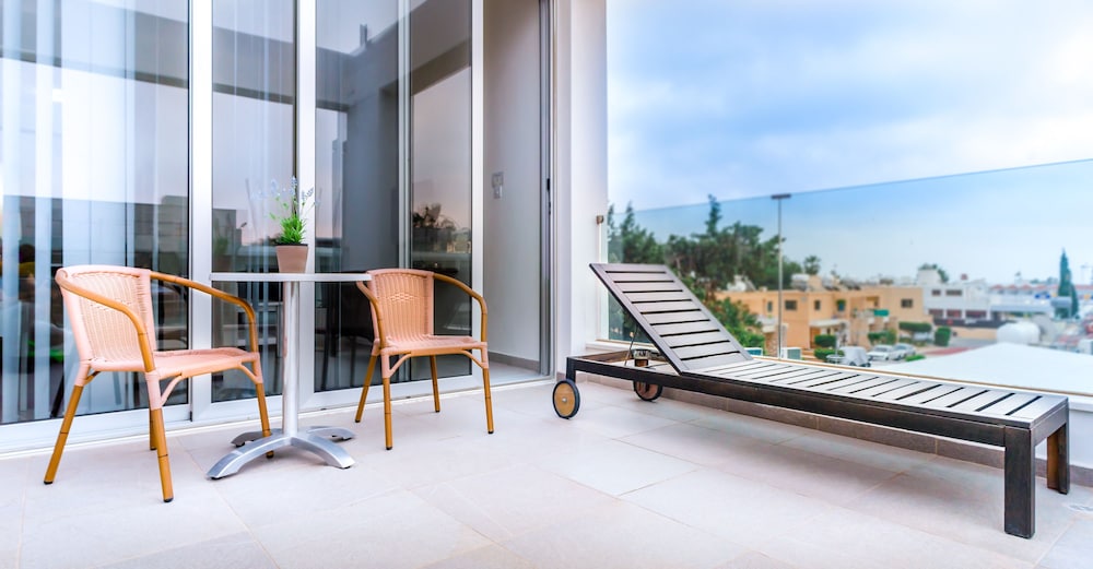 Napian Suites