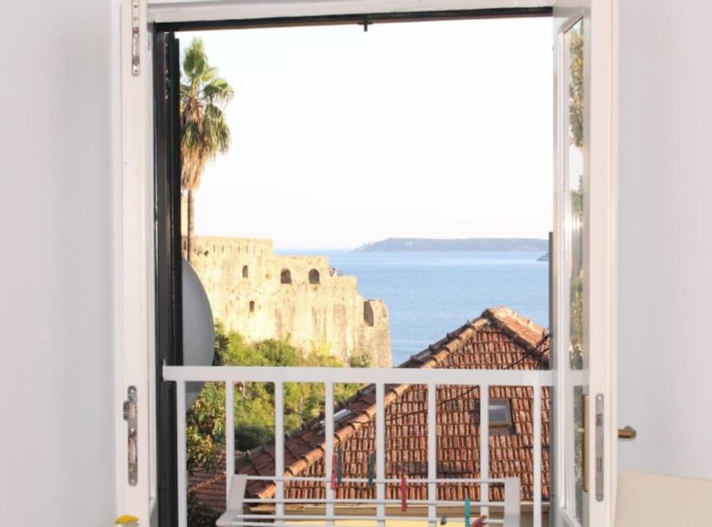 City & Sea Escape A Perfect Stay in Herceg Novi