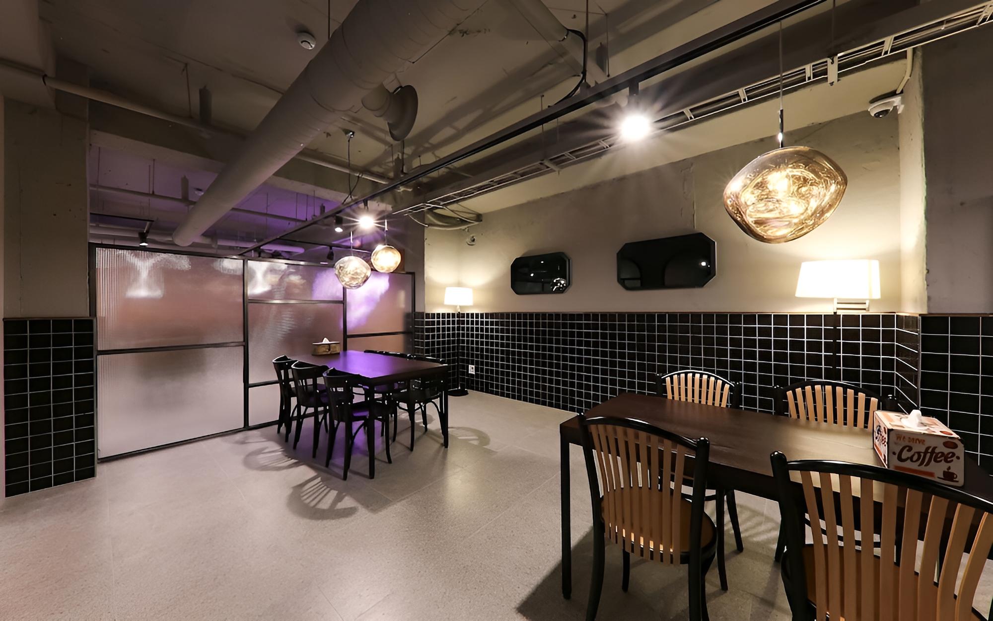 Photo 37